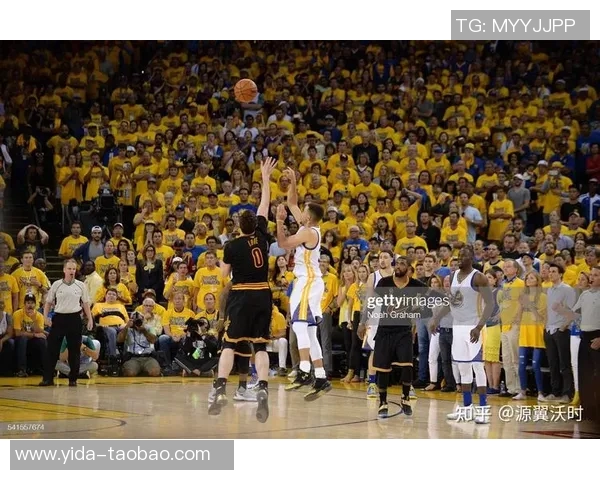 2015至2016赛季马刺与勇士对决回顾及精彩瞬间分析